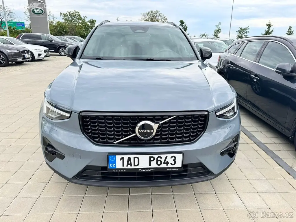 Volvo XC40 B4*2023*ČR*31tis km*Servis CZ+ZÁRUKA